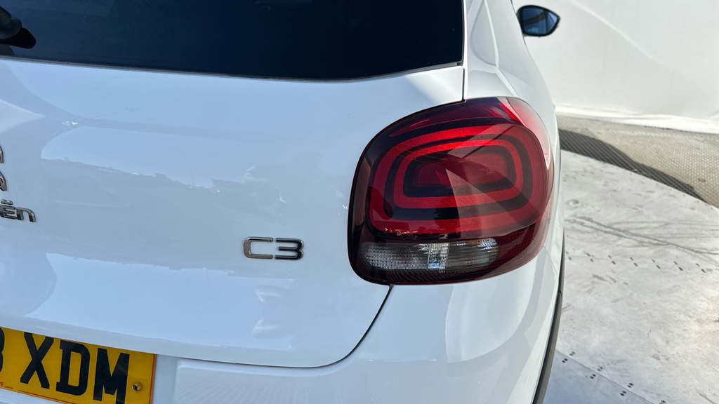 Citroen C3 1.2 Puretech Shine Plus Hatchback Manua White #23