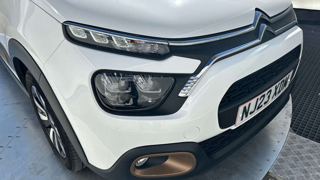 Citroen C3 1.2 Puretech Shine Plus Hatchback Manua White #33