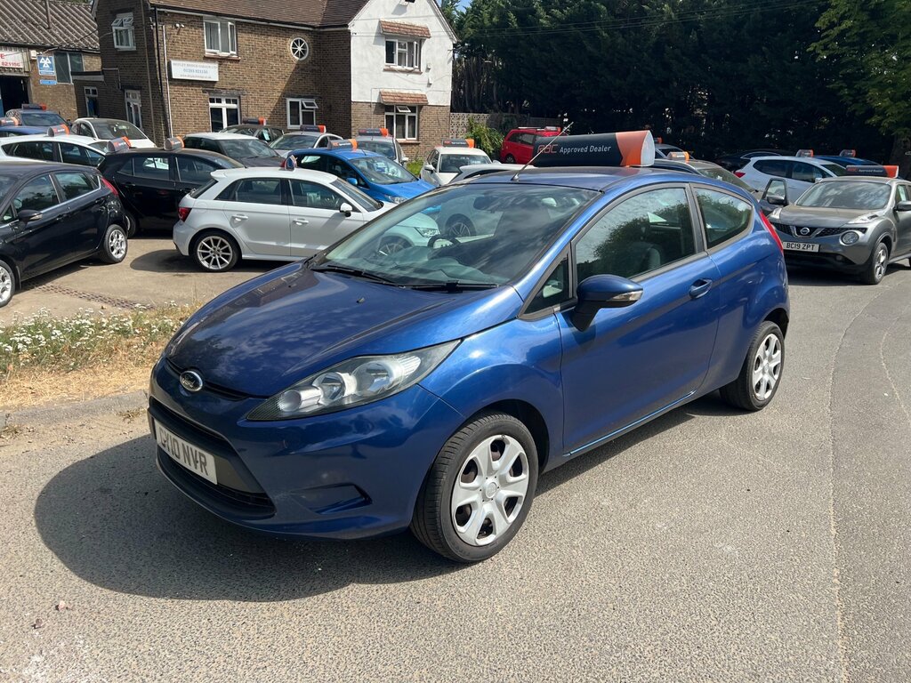 Ford Fiesta 1.25 Edge Hatchback 133 Gkm, 8 GY10NVR Blue