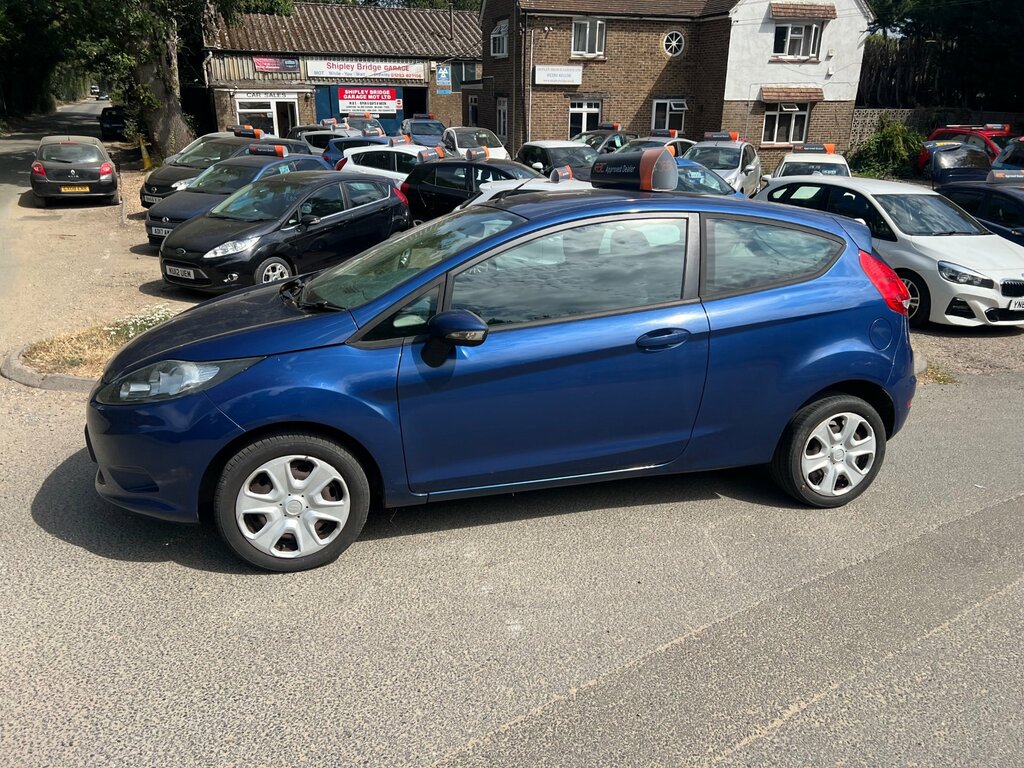 Ford Fiesta 1.25 Edge Hatchback 133 Gkm, 8 GY10NVR Blue #2