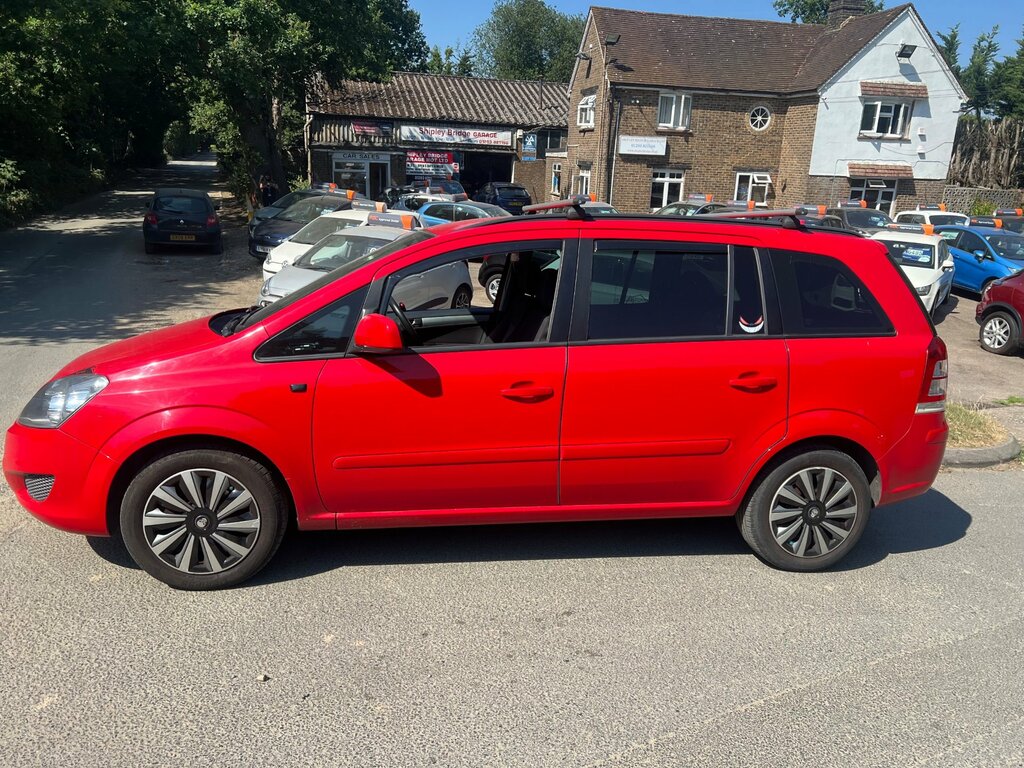 Vauxhall Zafira 1.6 16V Exclusiv Mpv Euro 5 115 Red #2