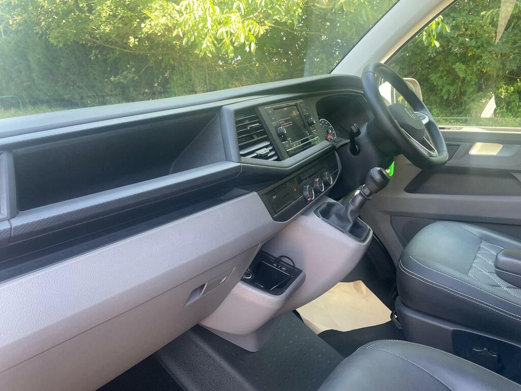 Volkswagen Campervan 2L Highline Grey #35