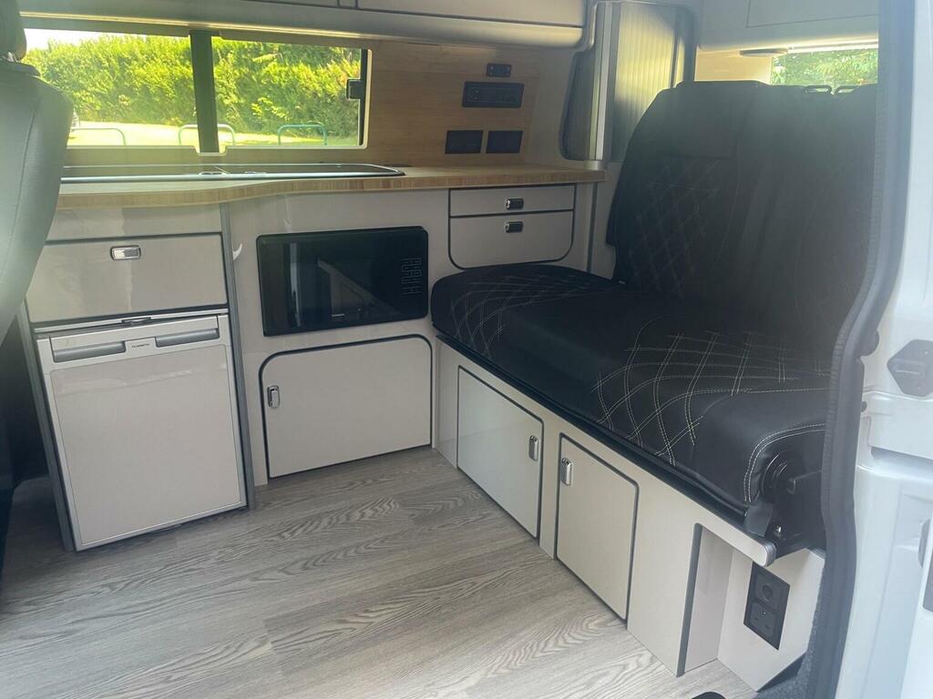 Volkswagen Campervan 2L Highline Grey #24