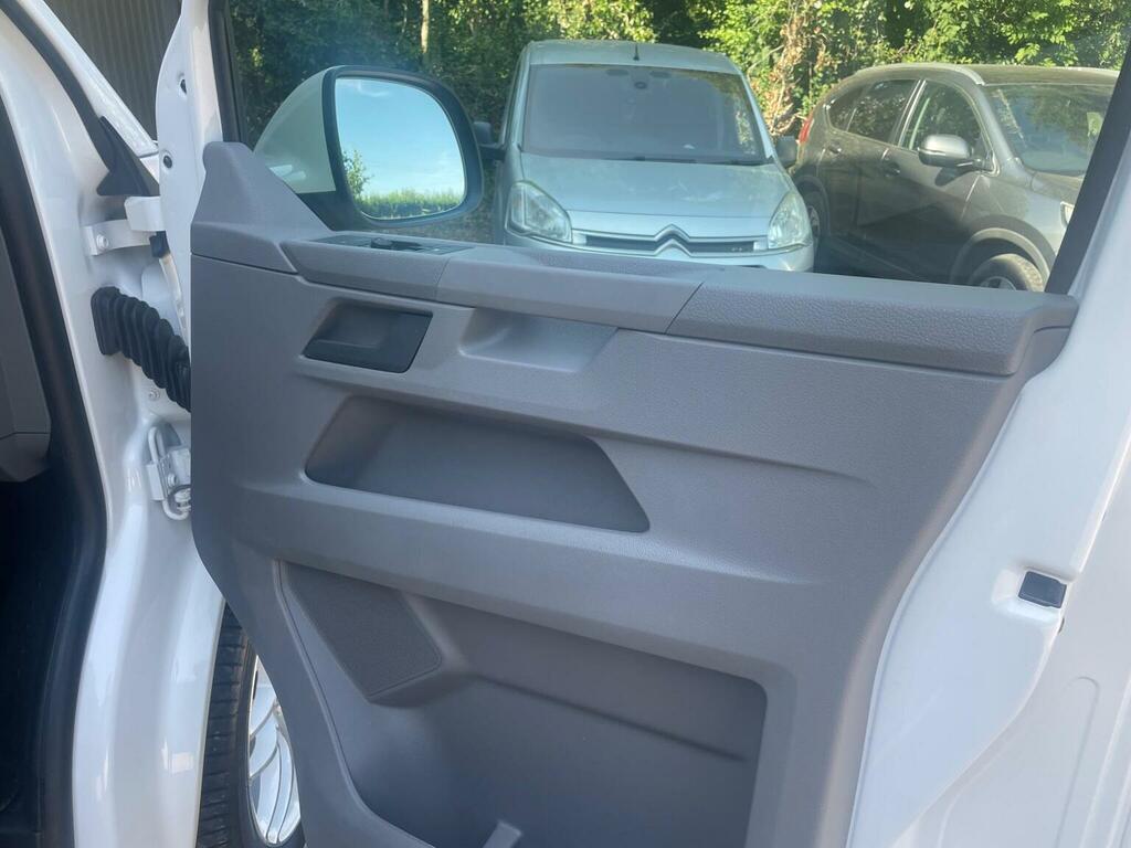 Volkswagen Campervan 2L Highline Grey #25