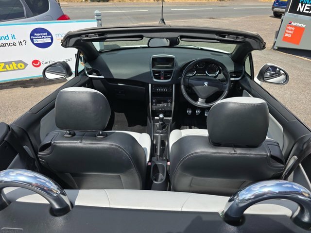Peugeot 207 CC Vti Roland Garros Convertible White #6