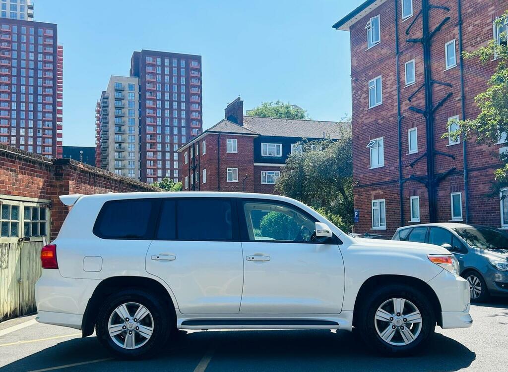 Toyota Land Cruiser 2014 3.0 D-4d Invincible Suv 4Wd E White #7