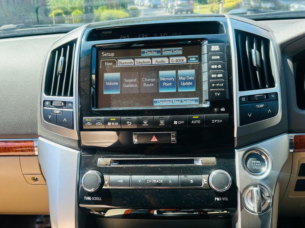Toyota Land Cruiser 2014 3.0 D-4d Invincible Suv 4Wd E White #44