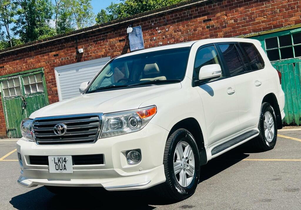 Toyota Land Cruiser Mpv #6