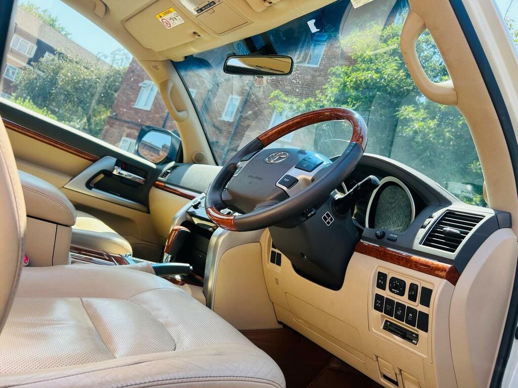 Toyota Land Cruiser 2014 3.0 D-4d Invincible Suv 4Wd E White #15