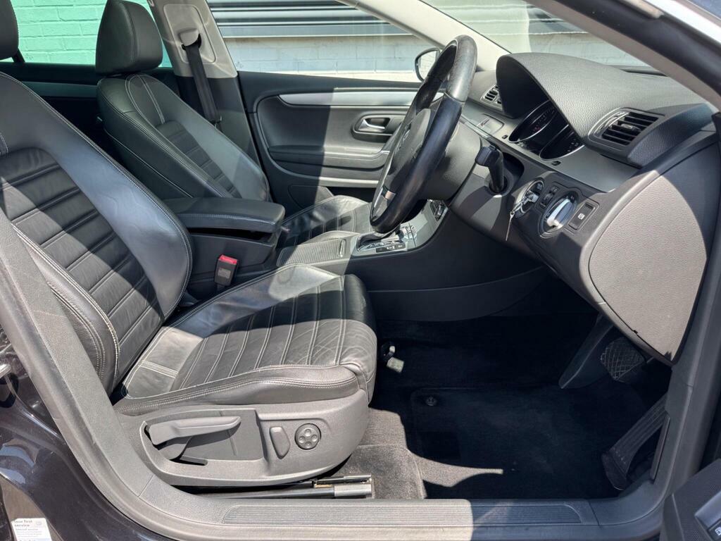 Volkswagen CC Saloon Black #14