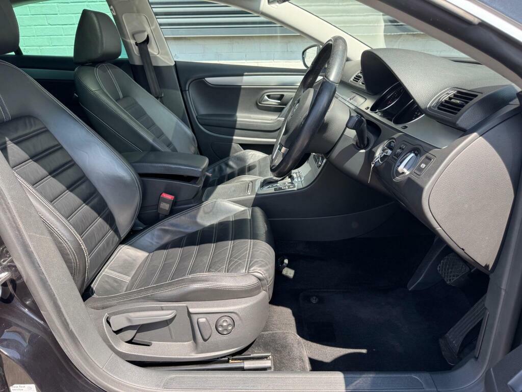 Volkswagen CC Saloon Black #13