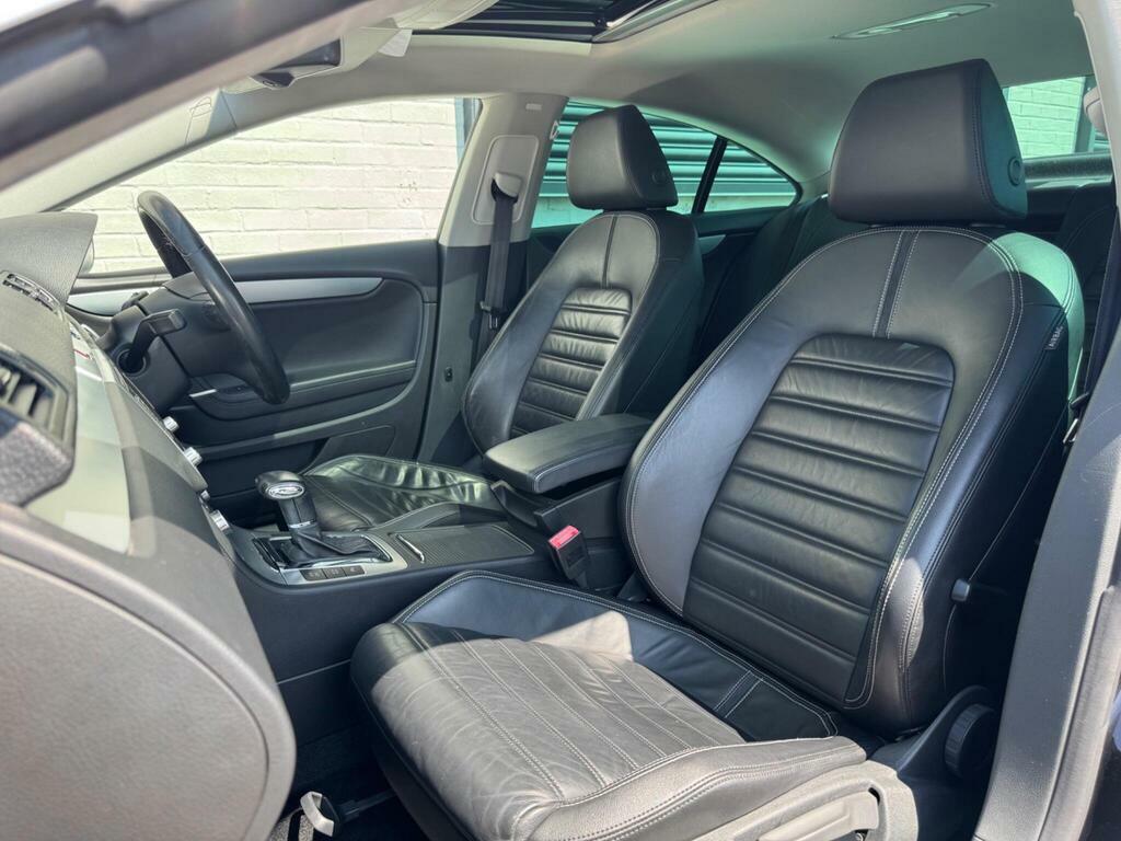 Volkswagen CC Saloon Black #17