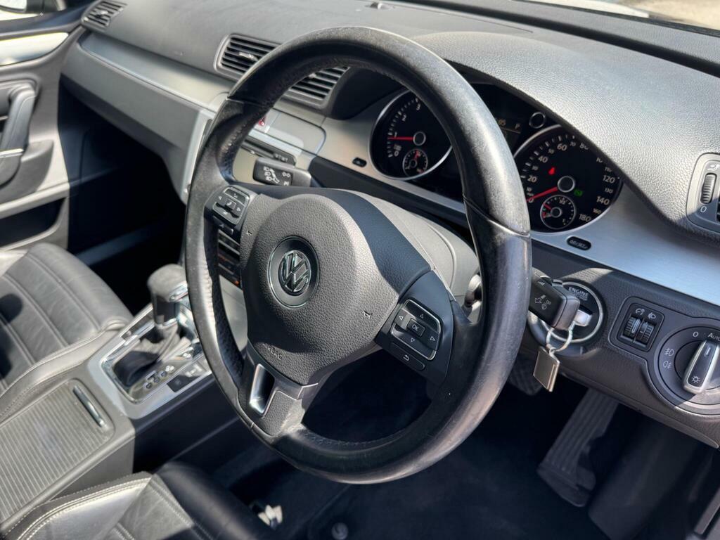 Volkswagen CC Saloon Black #8