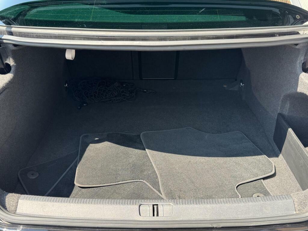 Volkswagen CC Saloon Black #27