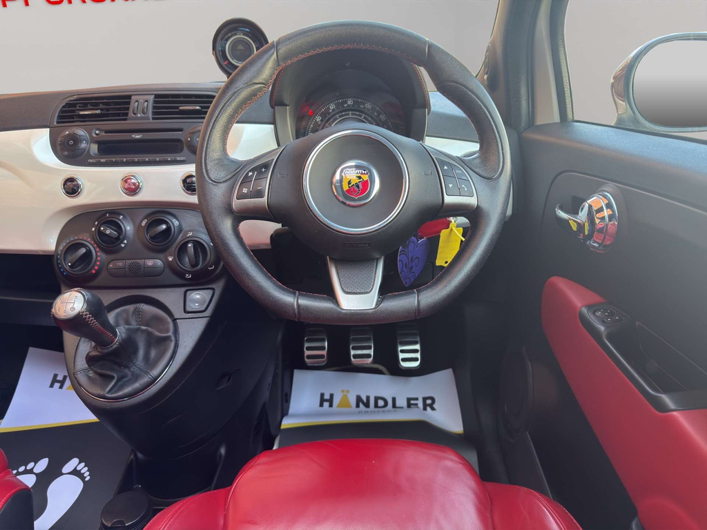 Abarth 500 Convertible 1.4 T-jet Euro 5 201060 Red #21