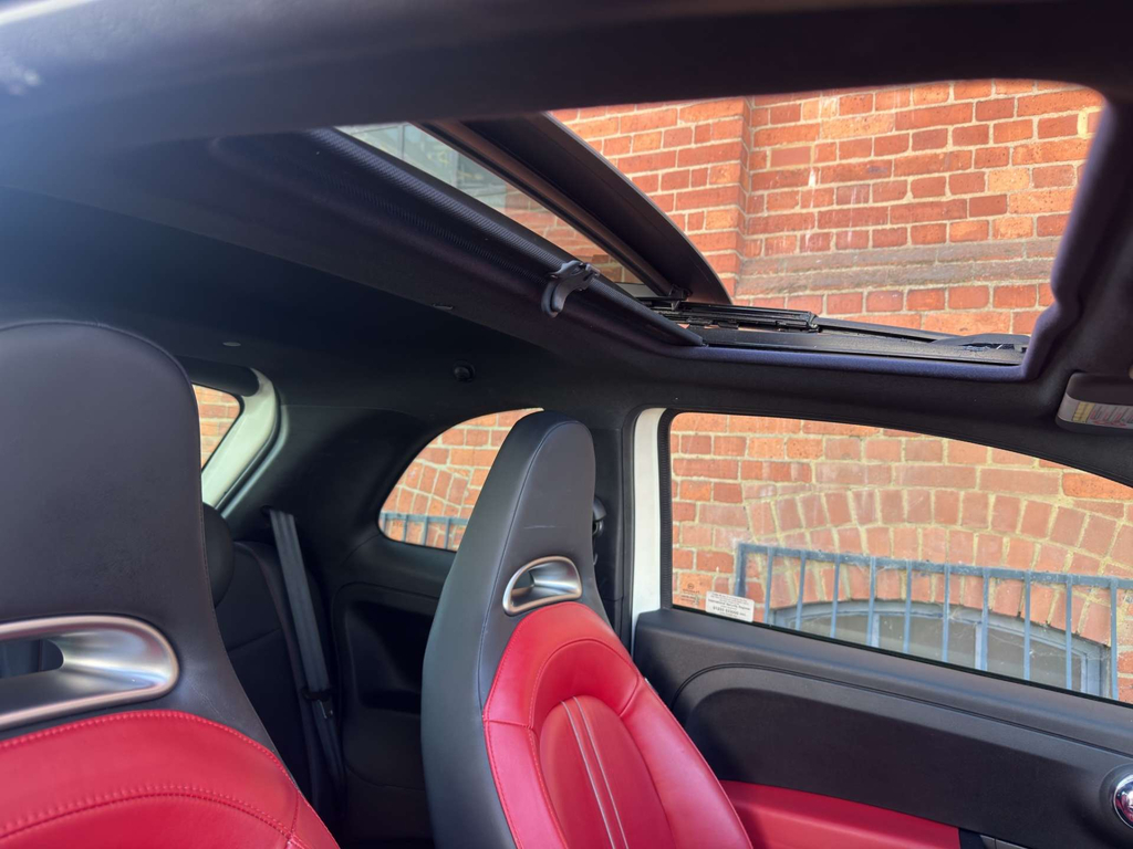 Abarth 500 Convertible 1.4 T-jet Euro 5 201060 Red #14