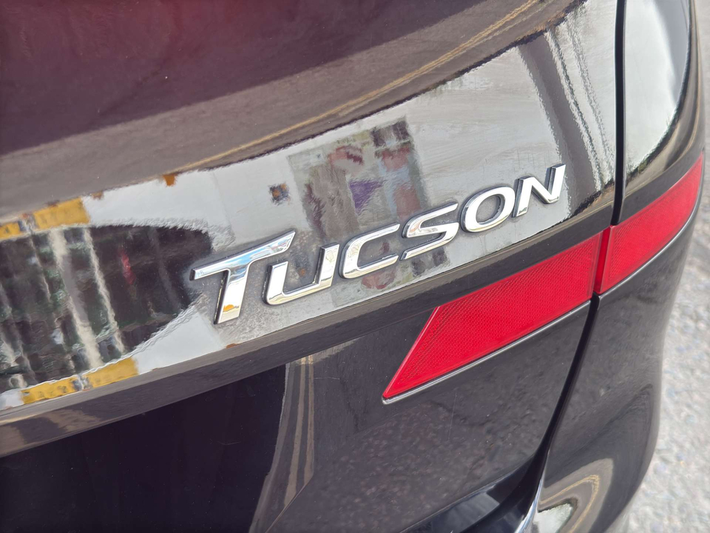 Hyundai Tucson N Line Red #51