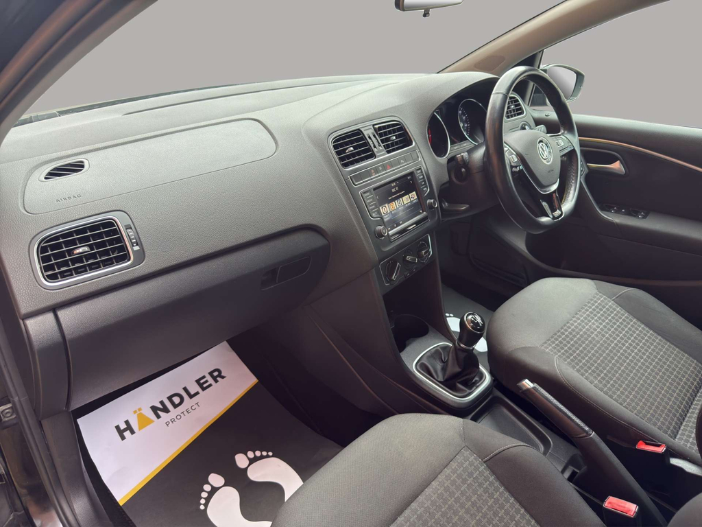 Volkswagen Polo  White #16