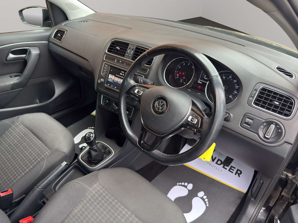 Volkswagen Polo  White #11