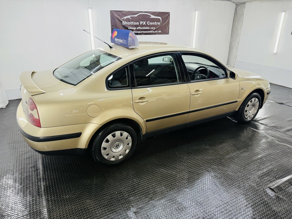 Volkswagen Passat Sport 20V Turbo 4-Door Silver #10