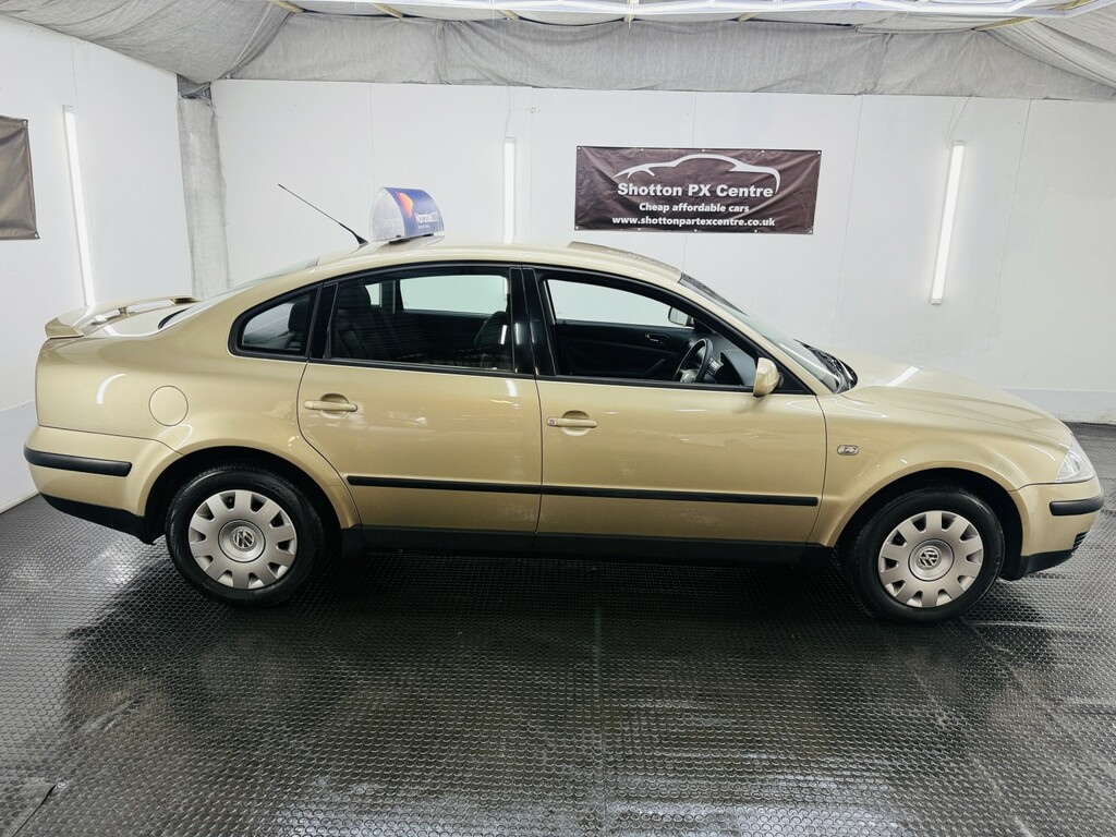 Volkswagen Passat Sport 20V Turbo 4-Door Silver #8