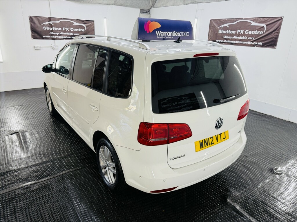 Volkswagen Touran 1.6 Tdi Se White #5