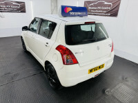 Suzuki Swift 1.5 Glx Black #21