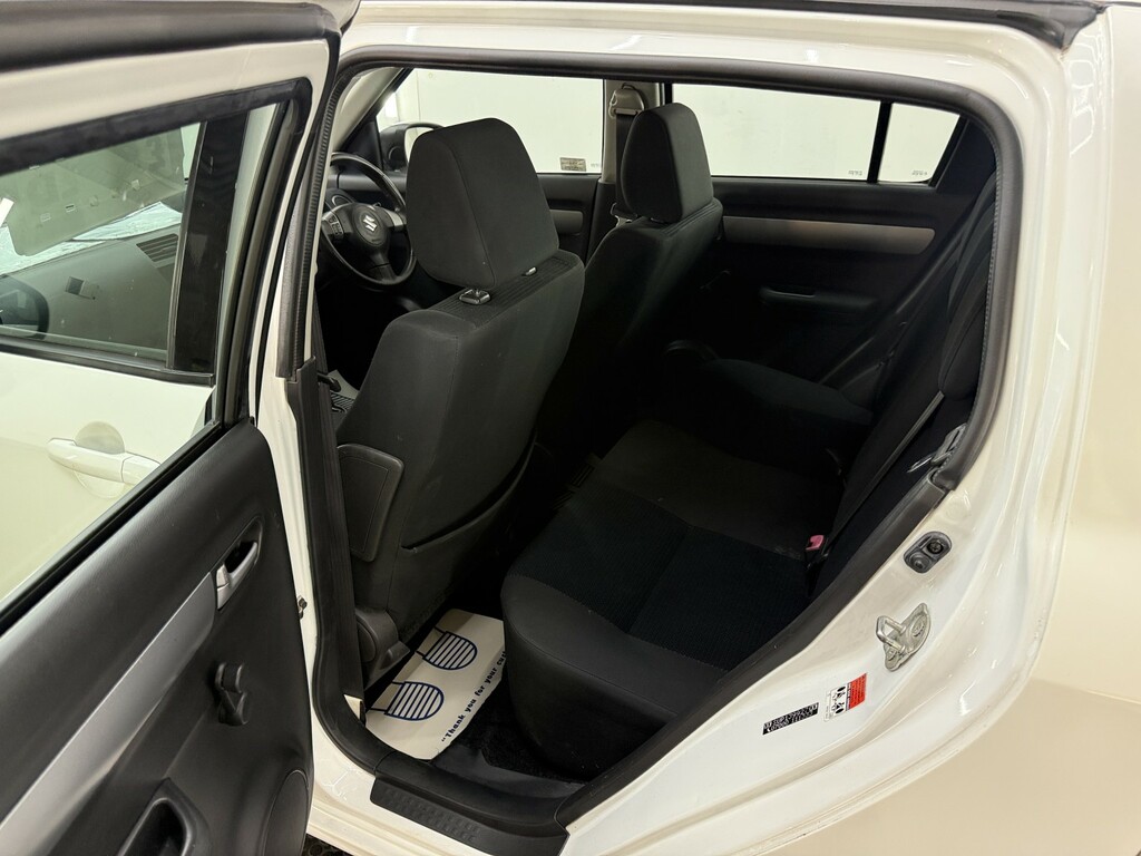 Suzuki Swift 1.5 Glx Black #16