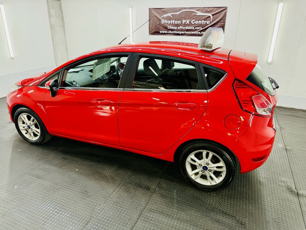 Ford Fiesta 1.0 T Ecoboost Zetec Red #3