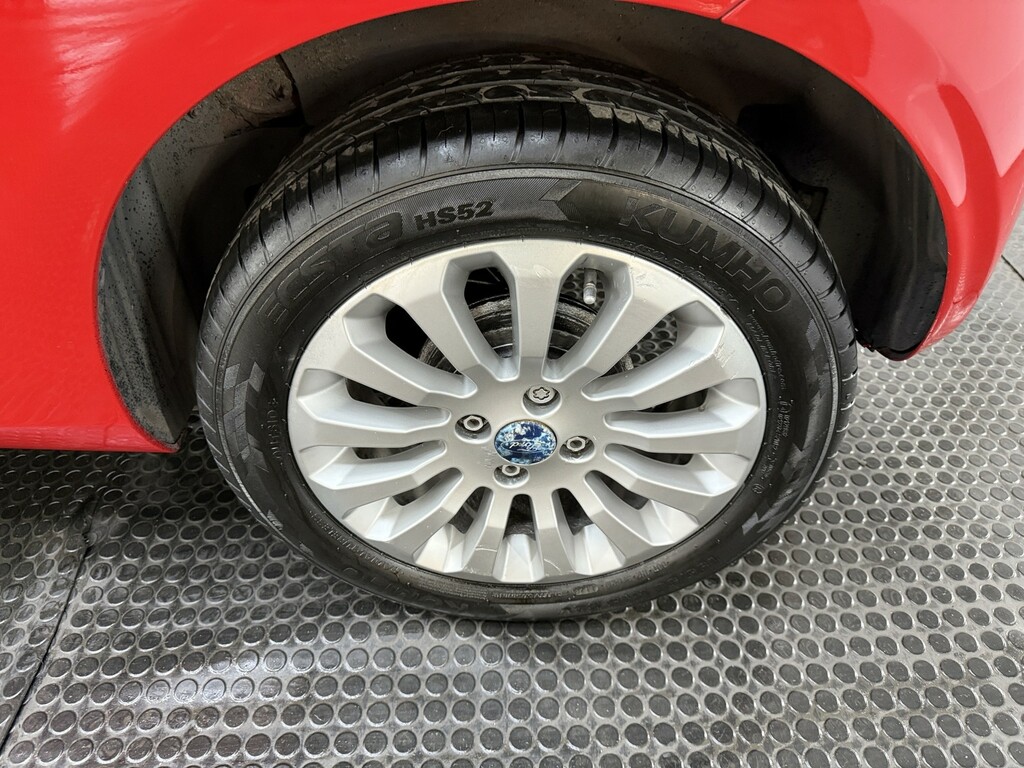 Ford KA Studio Silver #18