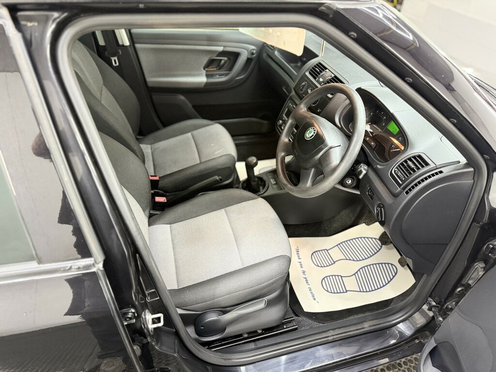 Skoda Fabia Elegance Tsi Red #17