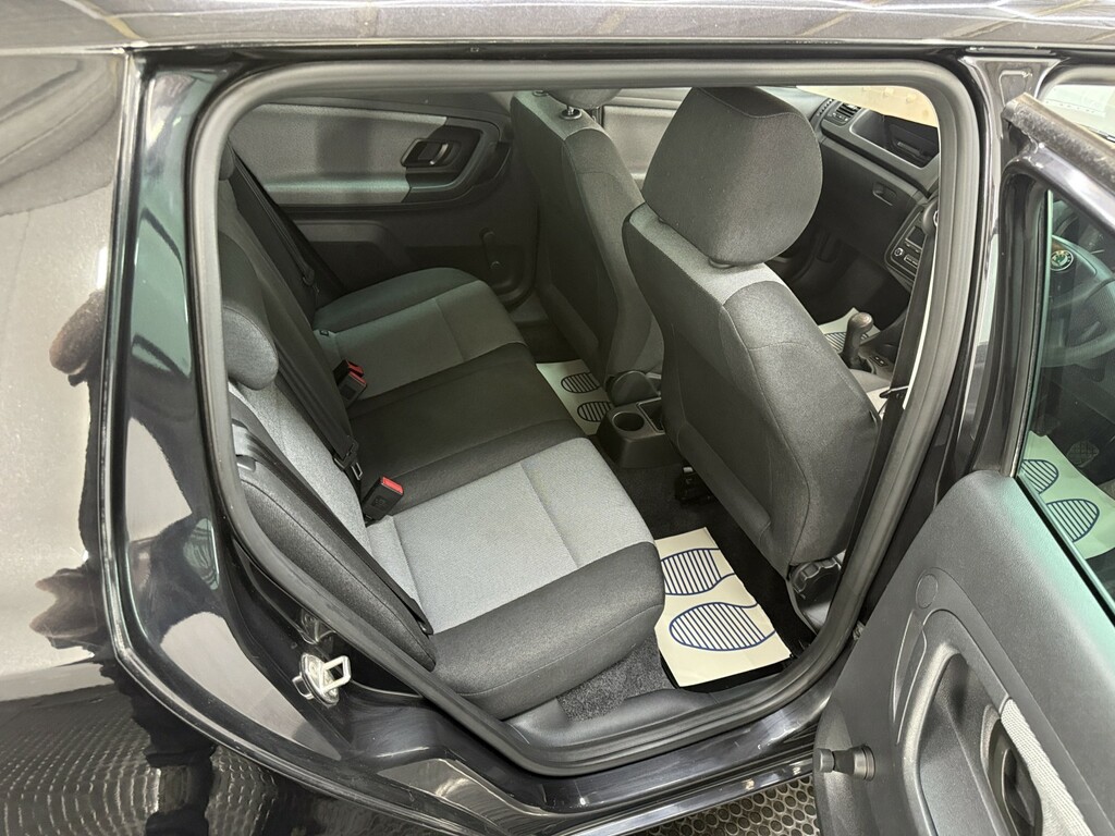 Skoda Fabia Elegance Tsi Red #18