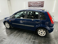 Ford Fiesta Black #22