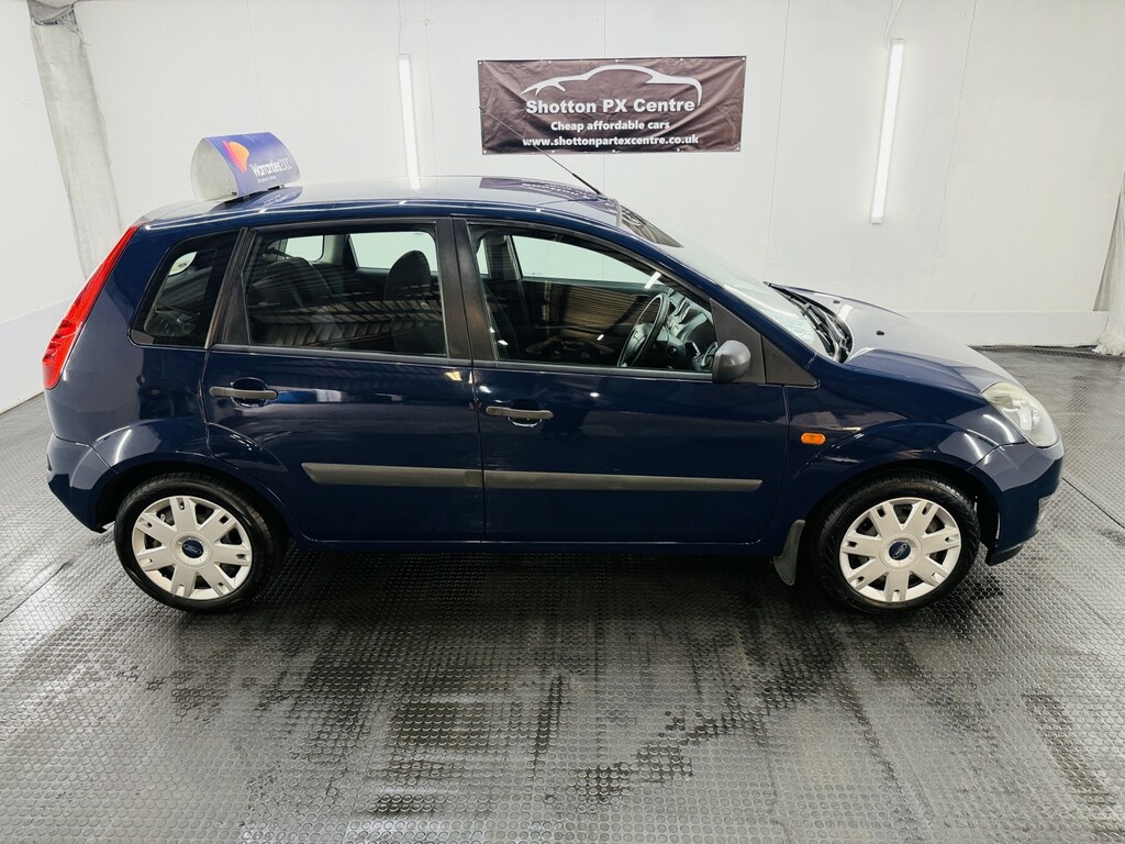 Ford Fiesta Black #9