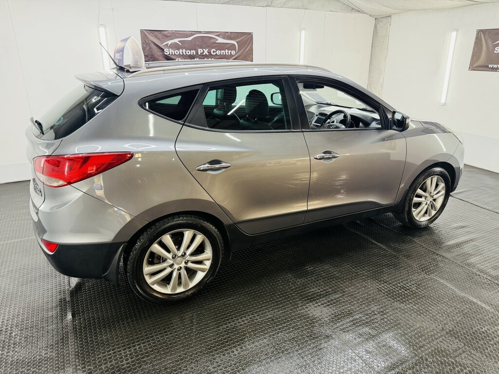 Hyundai Ix35 1.7L Style White #11