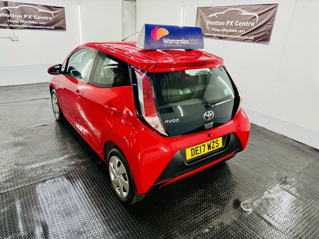 Toyota Aygo 1.0 Vvt-i X-play Red #5
