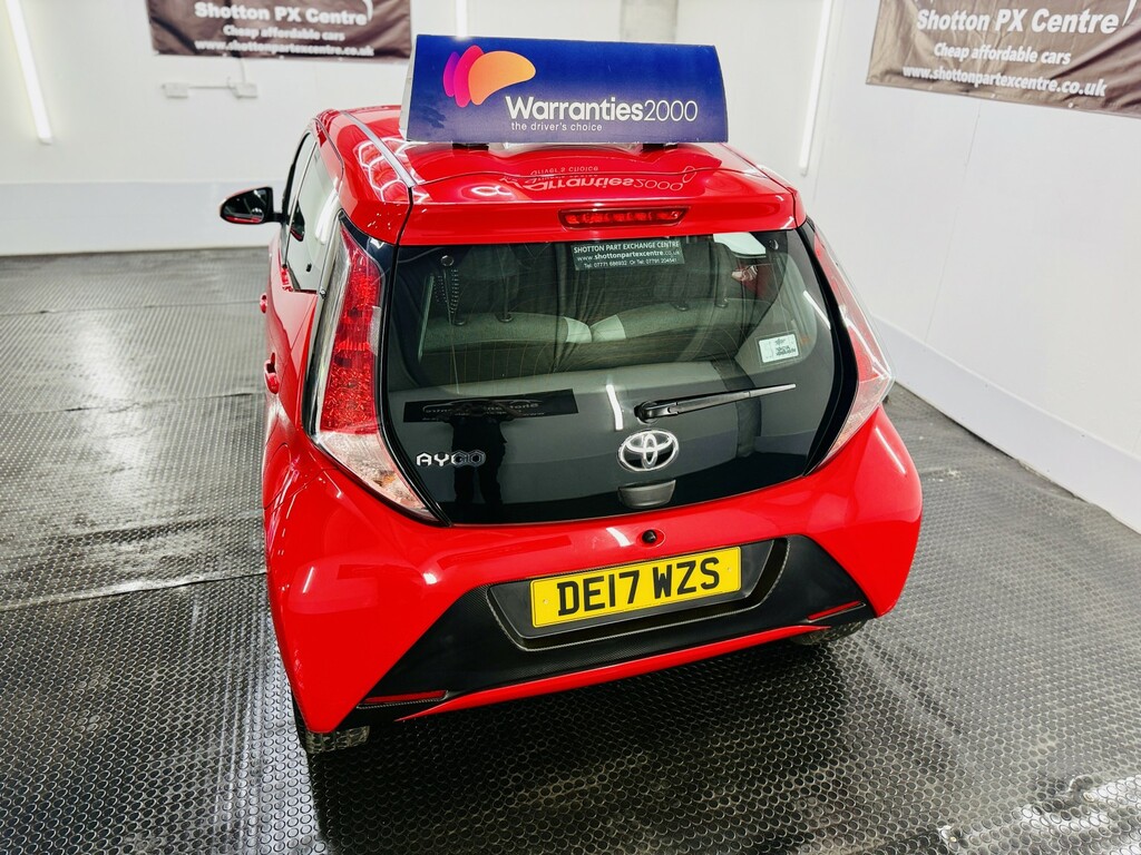 Toyota Aygo 1.0 Vvt-i X-play Red #6
