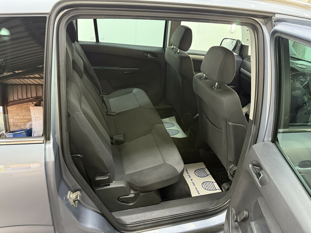 Vauxhall Zafira  Silver #15