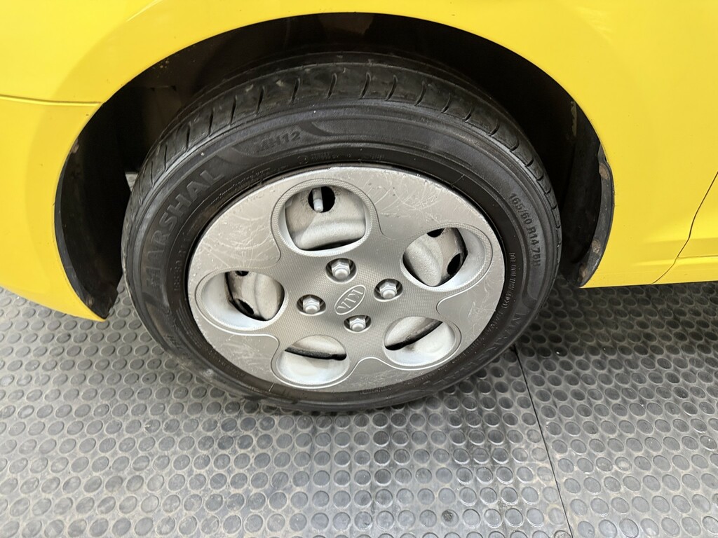 Kia Picanto Domino Black #16