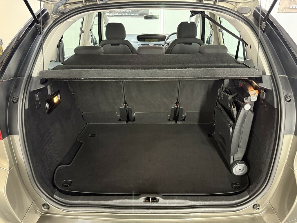 Citroen C4 Picasso Picasso 7 Vtr Plus Red #19