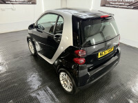 Smart Fortwo Coupe City Passion White #21
