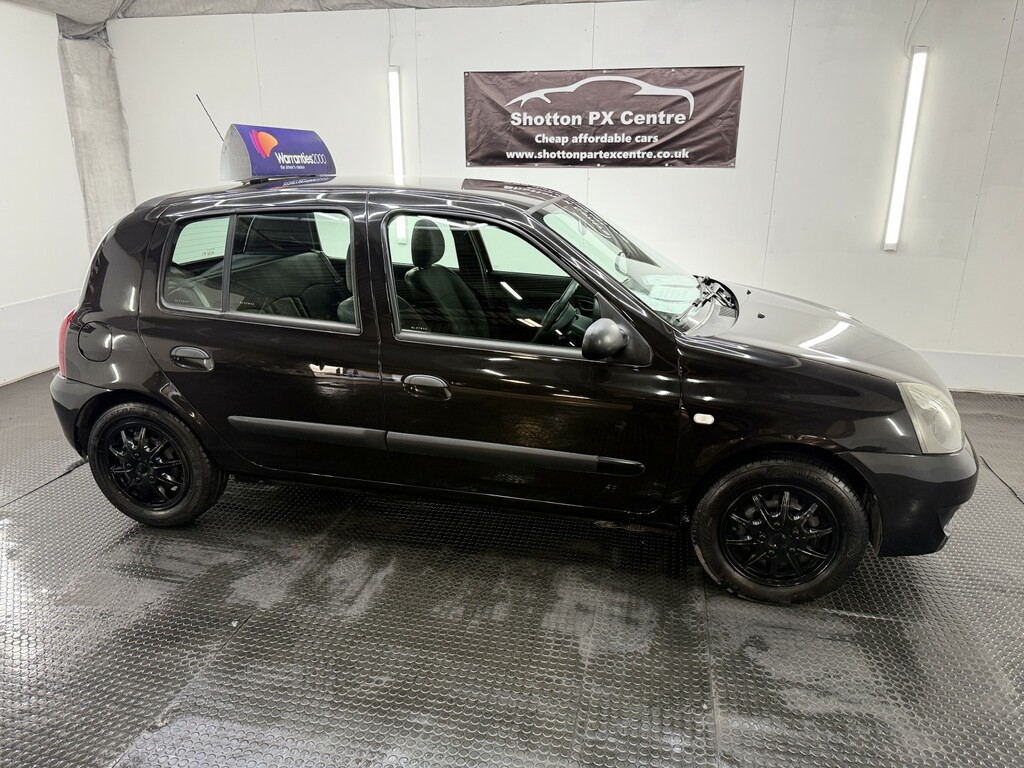 Renault Clio 1.4L Dynamique 16V Hatchback Eur Red #11