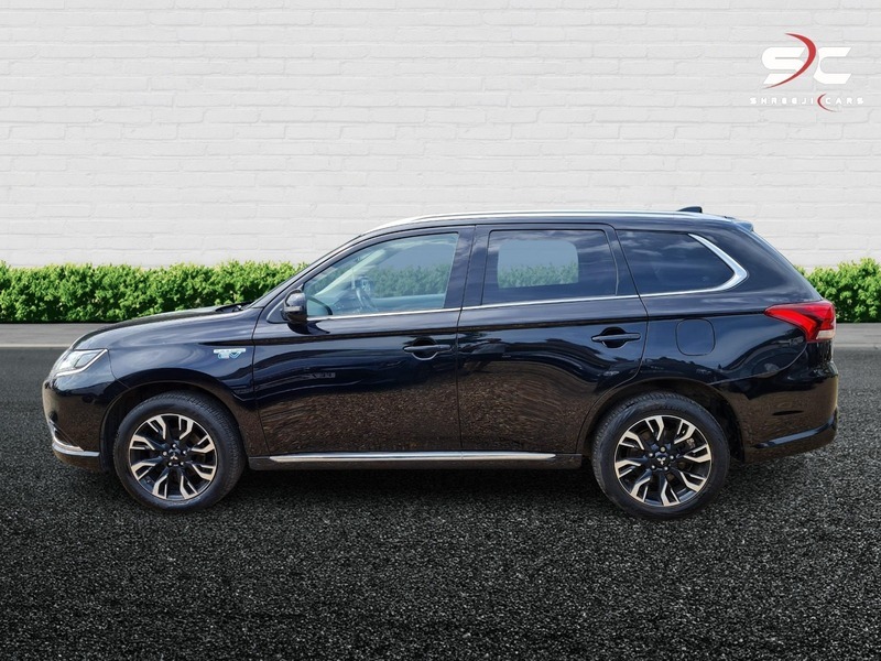 Mitsubishi Outlander Phev Gx 4H Black #5
