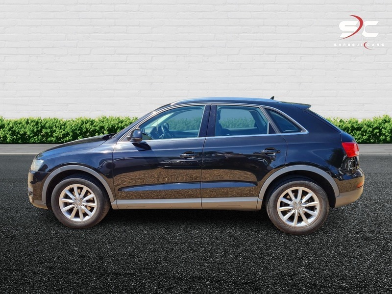 Audi Q3 Tfsi Quattro Se Black #5