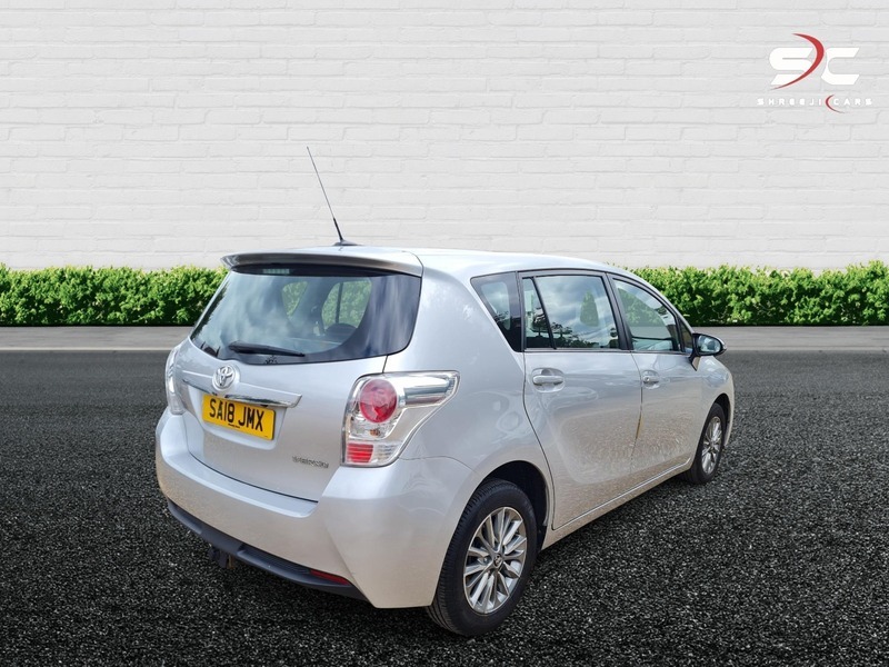 Toyota Verso Valvematic Icon Silver #3