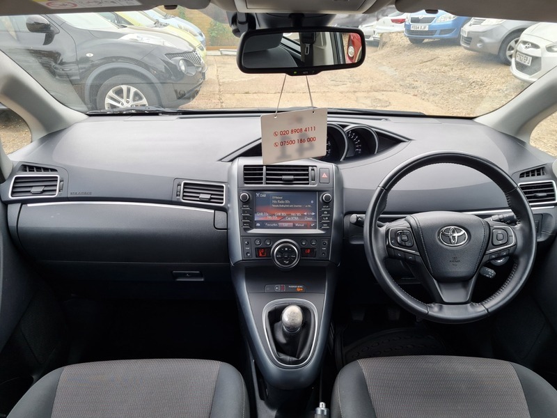 Toyota Verso   #10