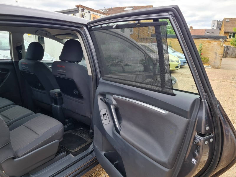 Toyota Verso   #21