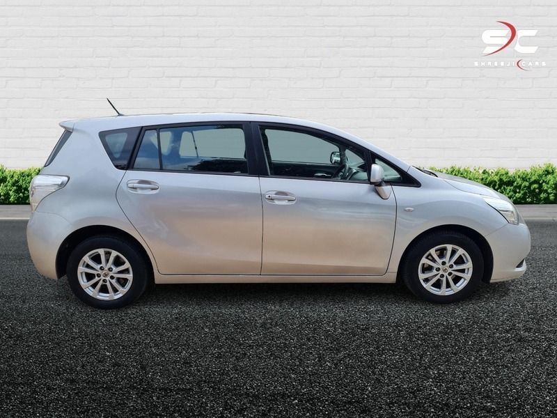 Toyota Verso Valvematic Tr Silver #2