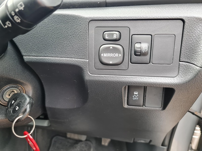 Toyota Verso D-4d Tr Mpv Black #19