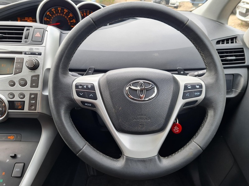 Toyota Verso D-4d Tr Mpv Black #12